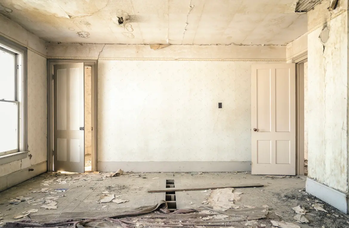 Waste disposal crew managing a cleanout project in Warrenville